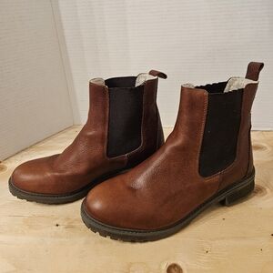 Women's Winter Chelsea Boots